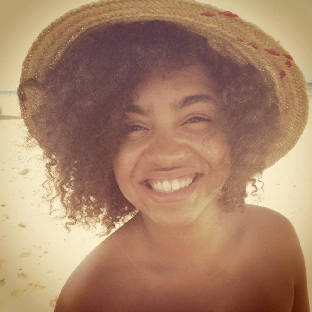 Meet your Posher, Estelle